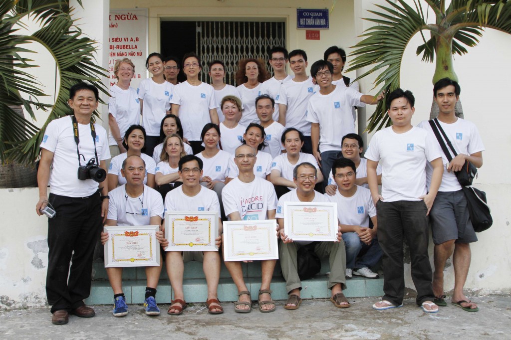 Association franco-vietnamienne humanitaire procurant des soins dentaires au peuple vietnamien