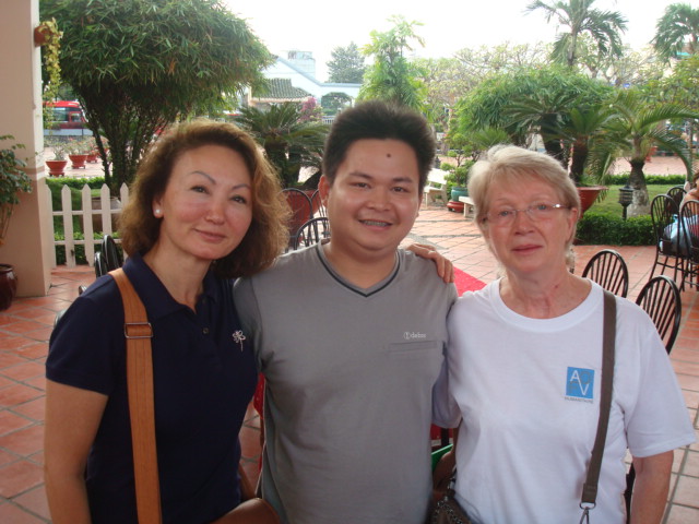 Mission soins dentaires à Long Xuyen, Vietnam, Octobre 2014 - Association Solidarité Dentaire Vietnam France
